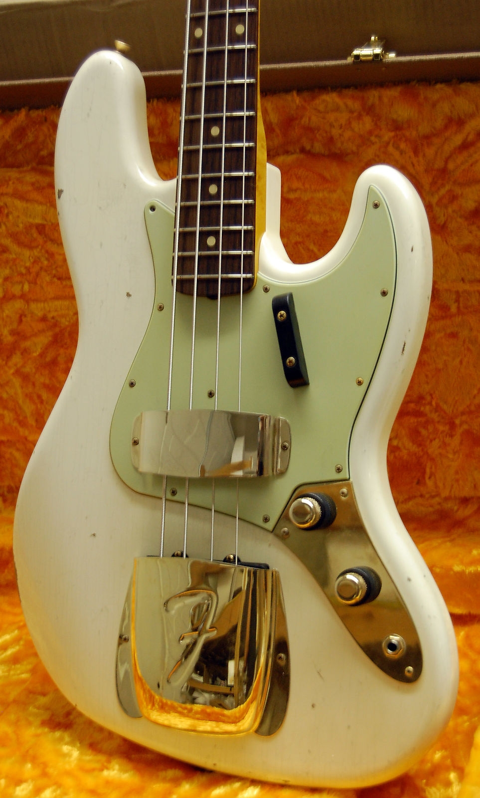 Fender Custom Shop 60 Jazz Bass Relic 2016 Aged Olympic White Matching Peg Head Gold Hardware Birdeye Neck