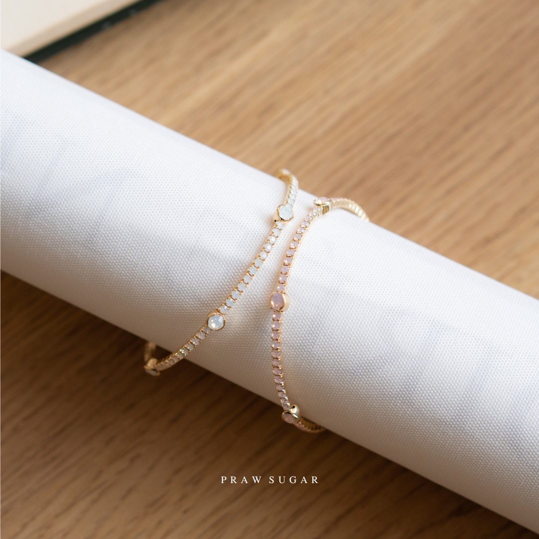 Lovely Mixing Size Pastel Color Bracelet - กำไลคริสตัลสีพาสเทลเม็ดสลับ (มี 5 สี)