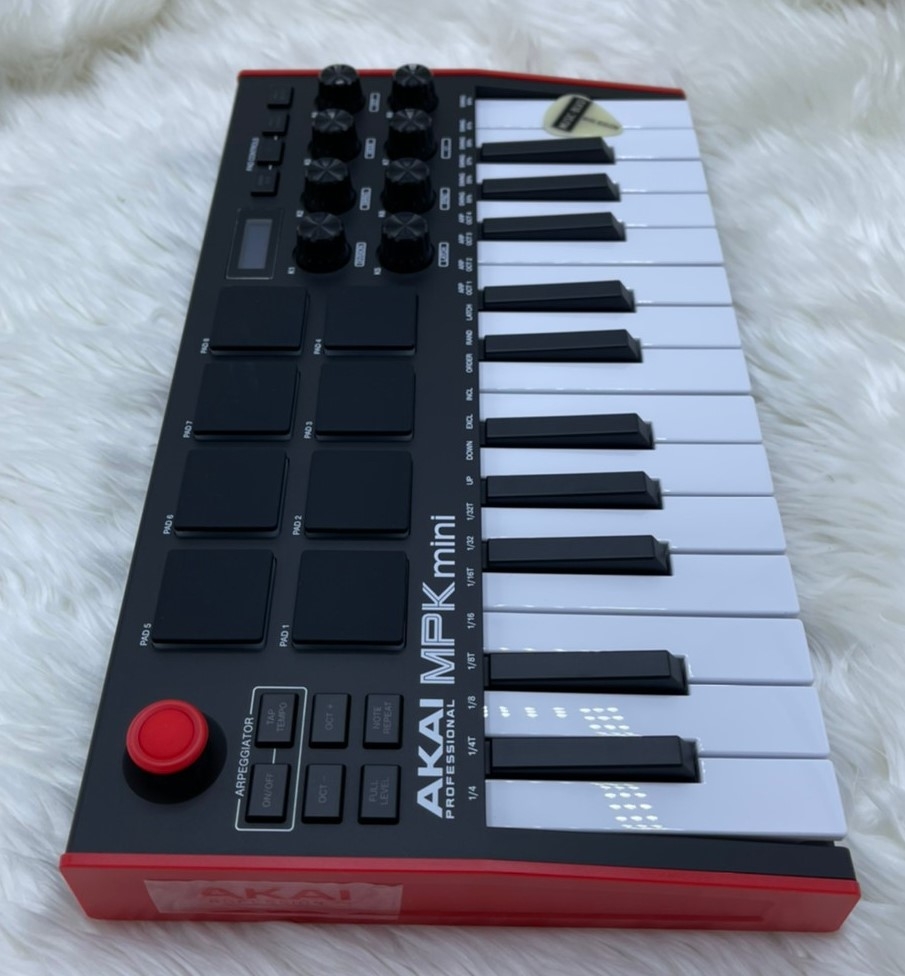 Akai Professional MPK Mini MK3 Keyboard Controller