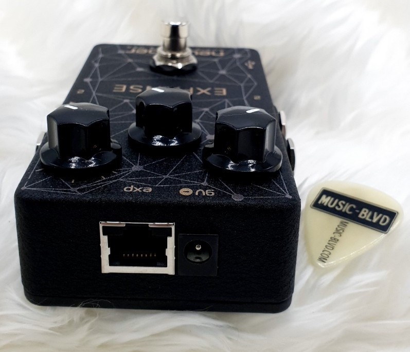 Neunaber Expanse Series Selectable True/Buffered Bypass