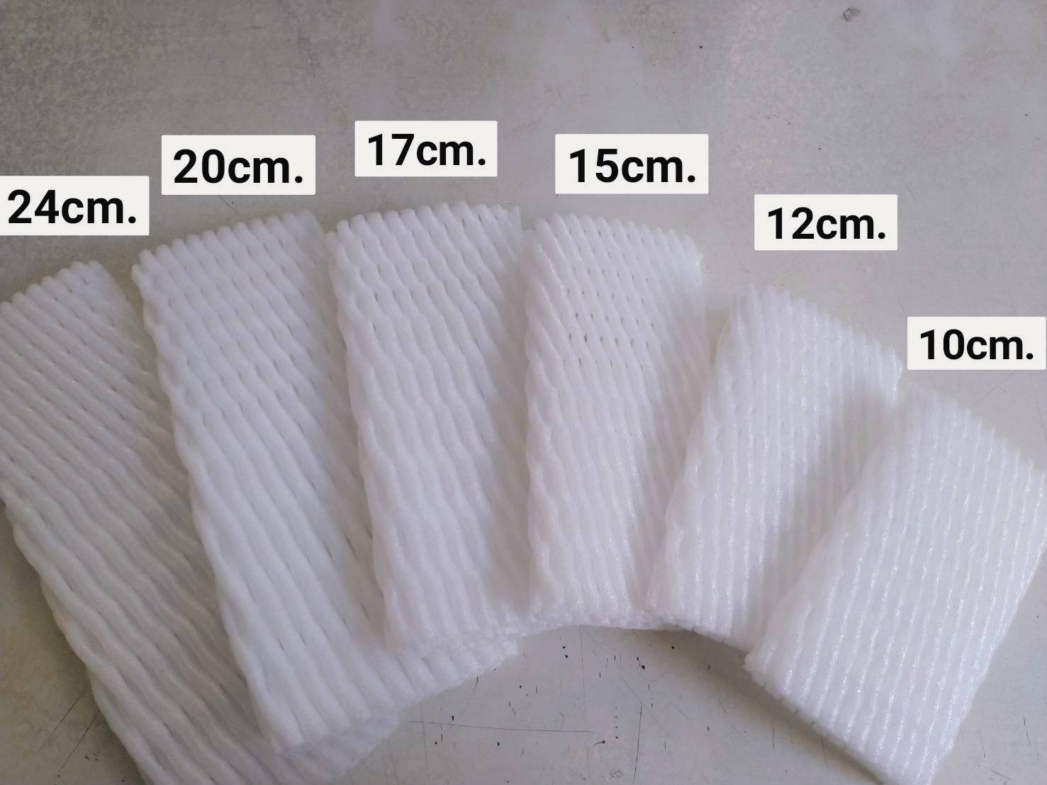 โฟมตาข่าย ห่อผลไม้กันกระแทกขนาด17ซม.100 ชิ้น