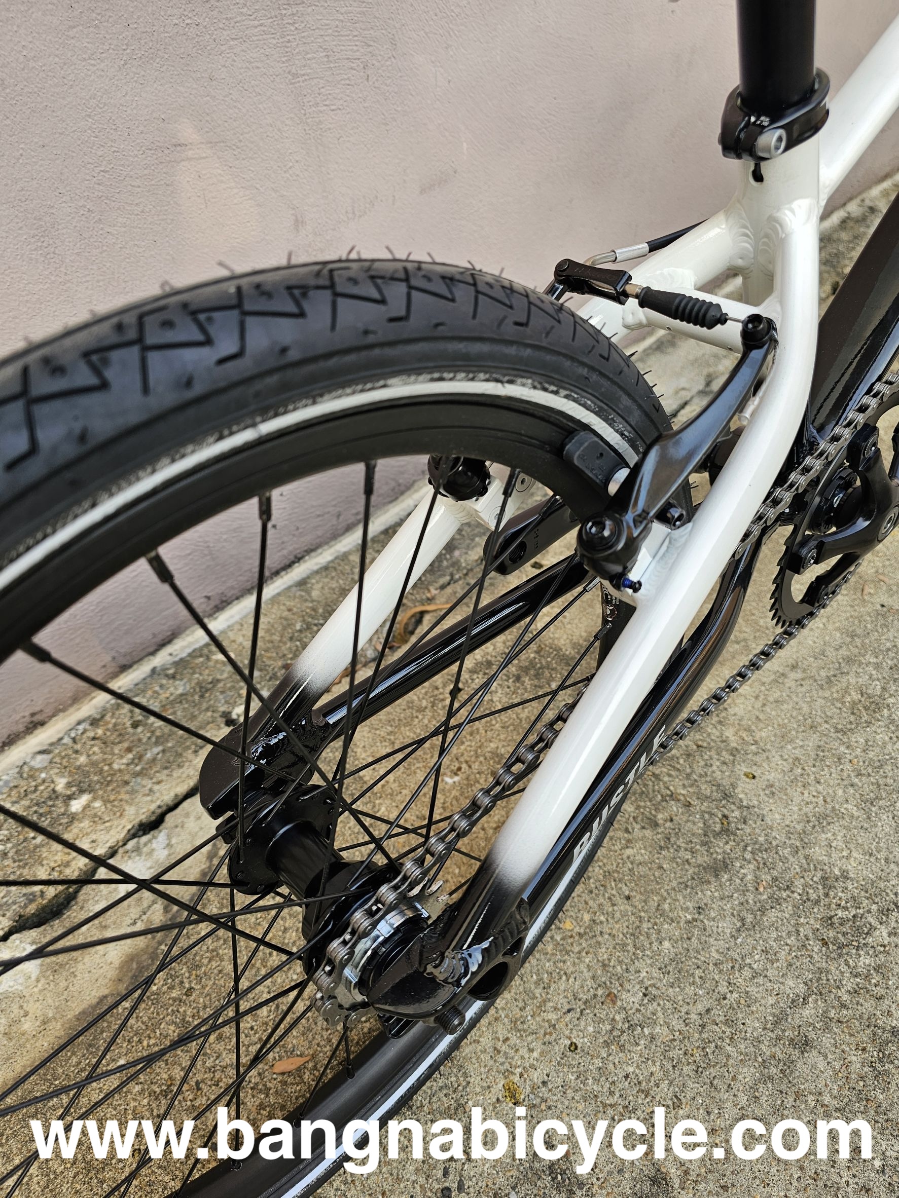 [SALE 45%] รถจักรยานBMX Infinite Rustle 20 BMX Racing