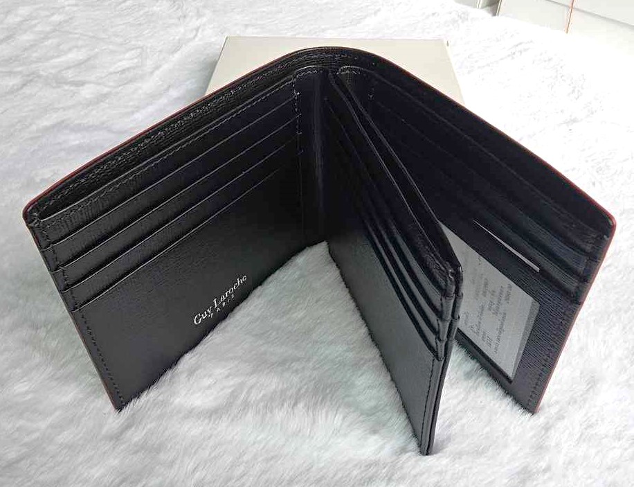 กระเป๋าสตางค์ Guy Laroche ดำ ขอบแดง ใหม่ แท้