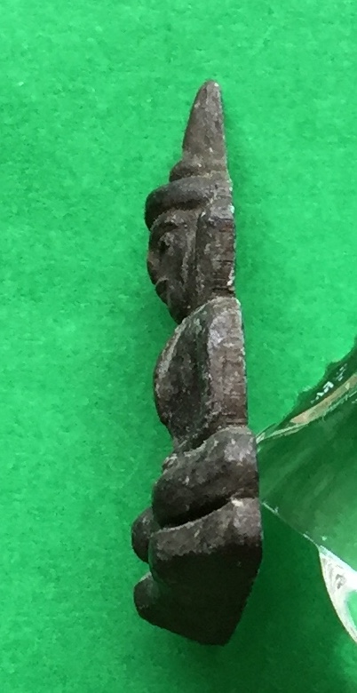 พระพิมพ์ ท่ากระดาน หลวงพ่อลำใย วัดทุ่งลาดหญ้า จ.กาญจนบุรี หลังยันต์ เนื้อชินสัมฤทธิ์ พระแท้สวย สนใจโทรสอบถามที่ 0619783836.. 0805587175 ส่งEMSในประเทศฟรีคะ