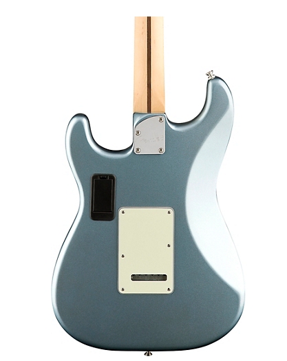 Fender Deluxe Roadhouse Stratocaster Pau Ferro Fingerboard