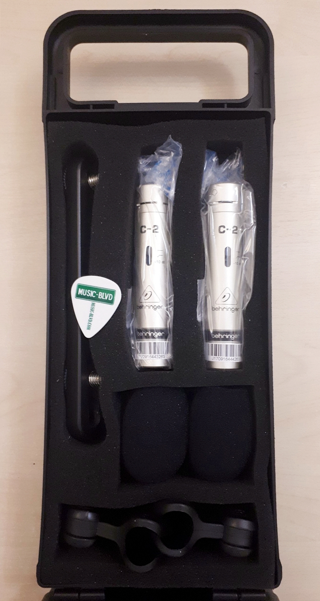 Behringer C-2 Small Diaphragm Condenser Microphone Pair