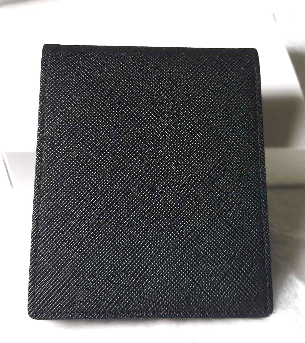 กระเป๋าสตางค์ Guy Laroche ดำ ใหม่ แท้