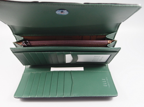 กระเป๋าสตางค์ ELLE เขียว 3 พับ ใหม่ แท้