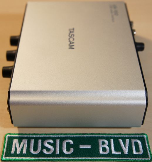 TASCAM US-100 USB Audio and MIDI Interface