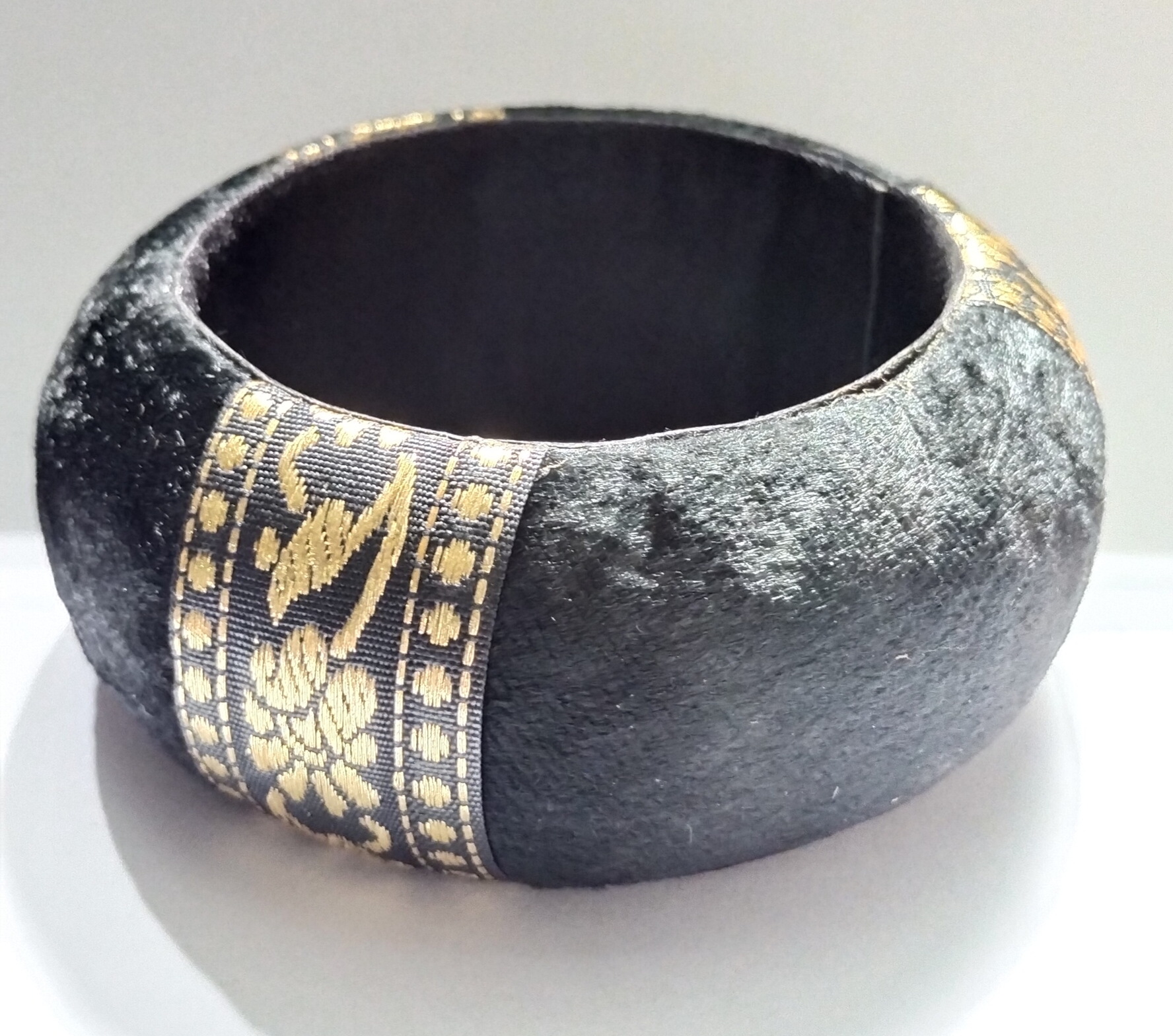 กำไลแขน รูปกำไลแขน