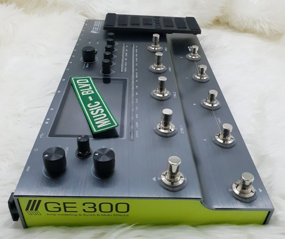 Mooer GE300 Guitar Multi-Effects