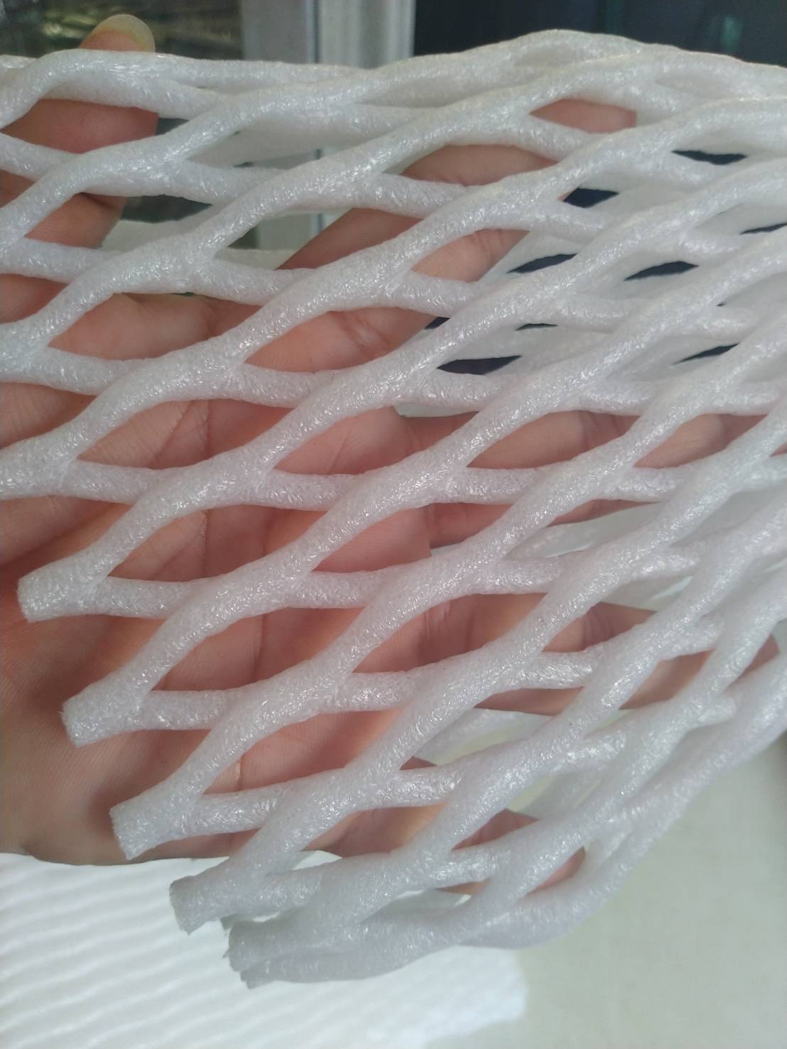 โฟมตาข่าย ห่อผลไม้กันกระแทกขนาด17ซม.100 ชิ้น