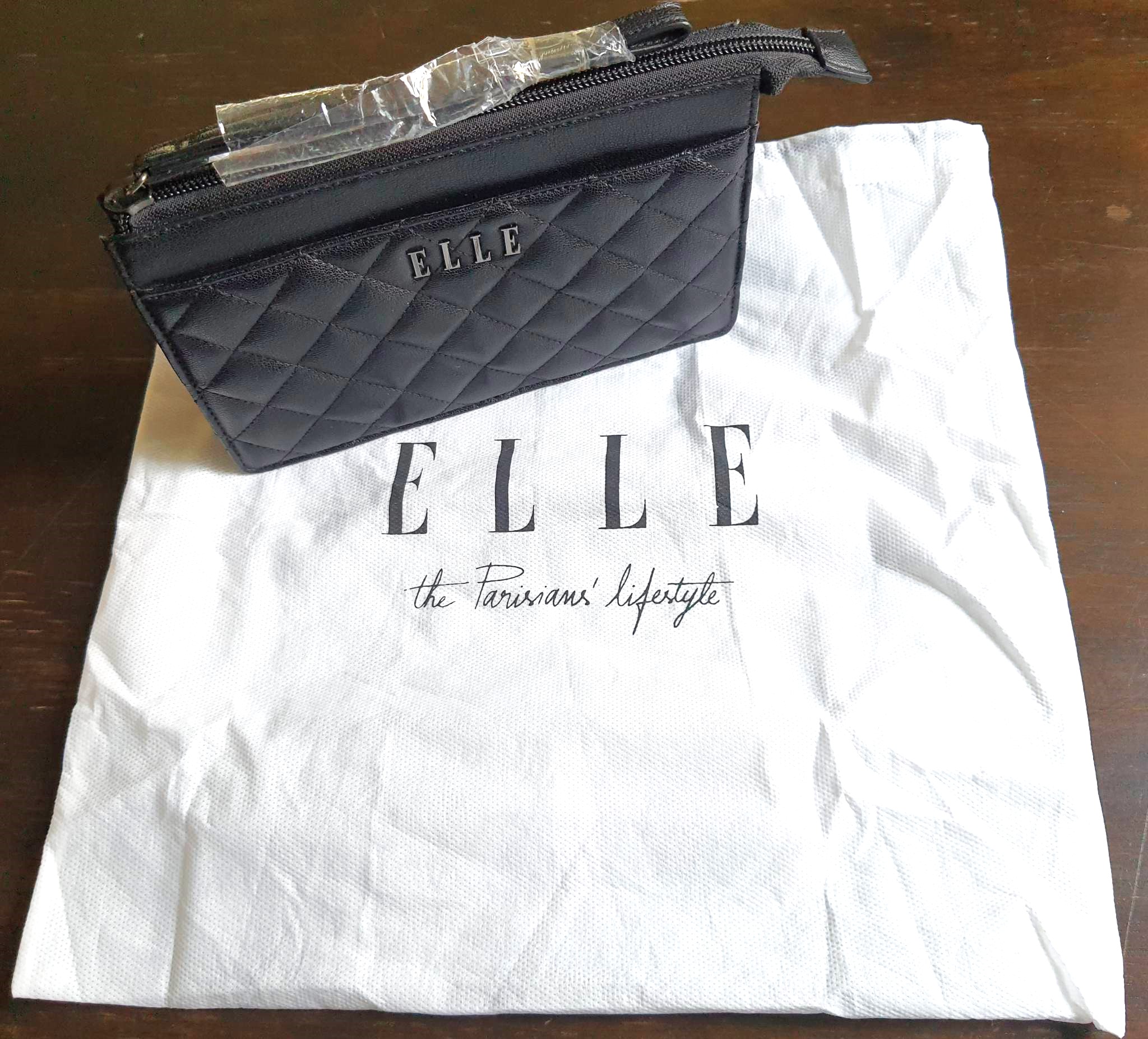 กระเป๋าสตางค์ ELLE คล้องมือ กรมท่า ใหม่ แท้