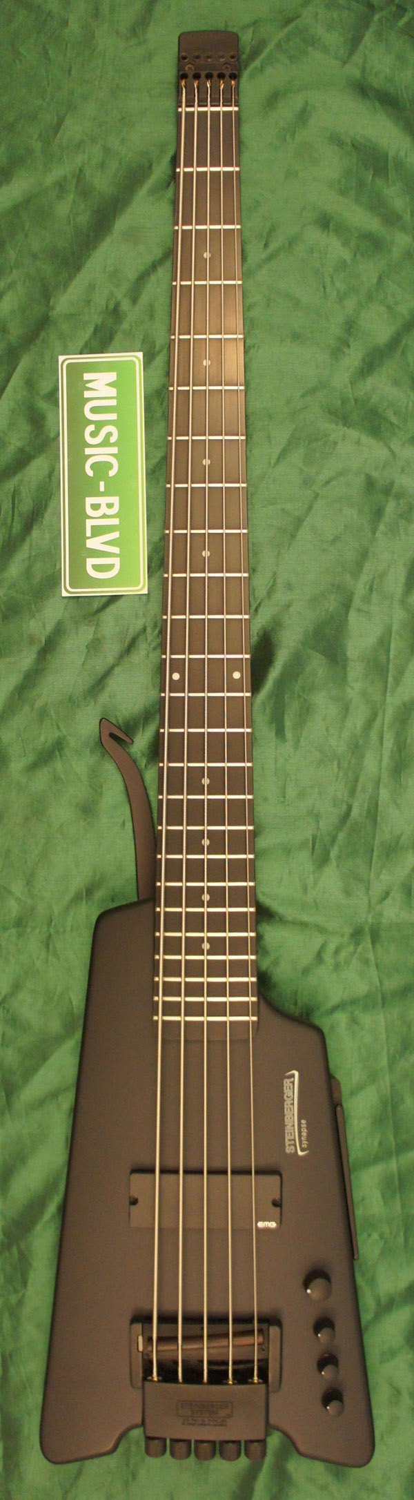 Steinberger Synapse XS-15FPA 5-String Bass Guitar