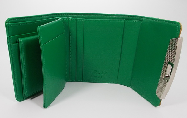 กระเป๋าสตางค์ ELLE เขียวปีกแมลงทับ ใหม่ แท้