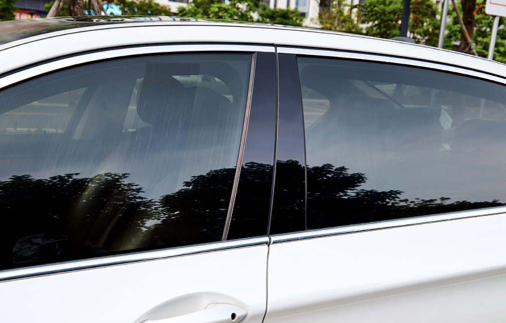 สติ๊กเกอร์แต่งรถ สติ๊กเกอร์เคฟล่า แผ่นติดเสาประตู สำหรับรถยนต์ไฟฟ้า NETA V , NETA V pro