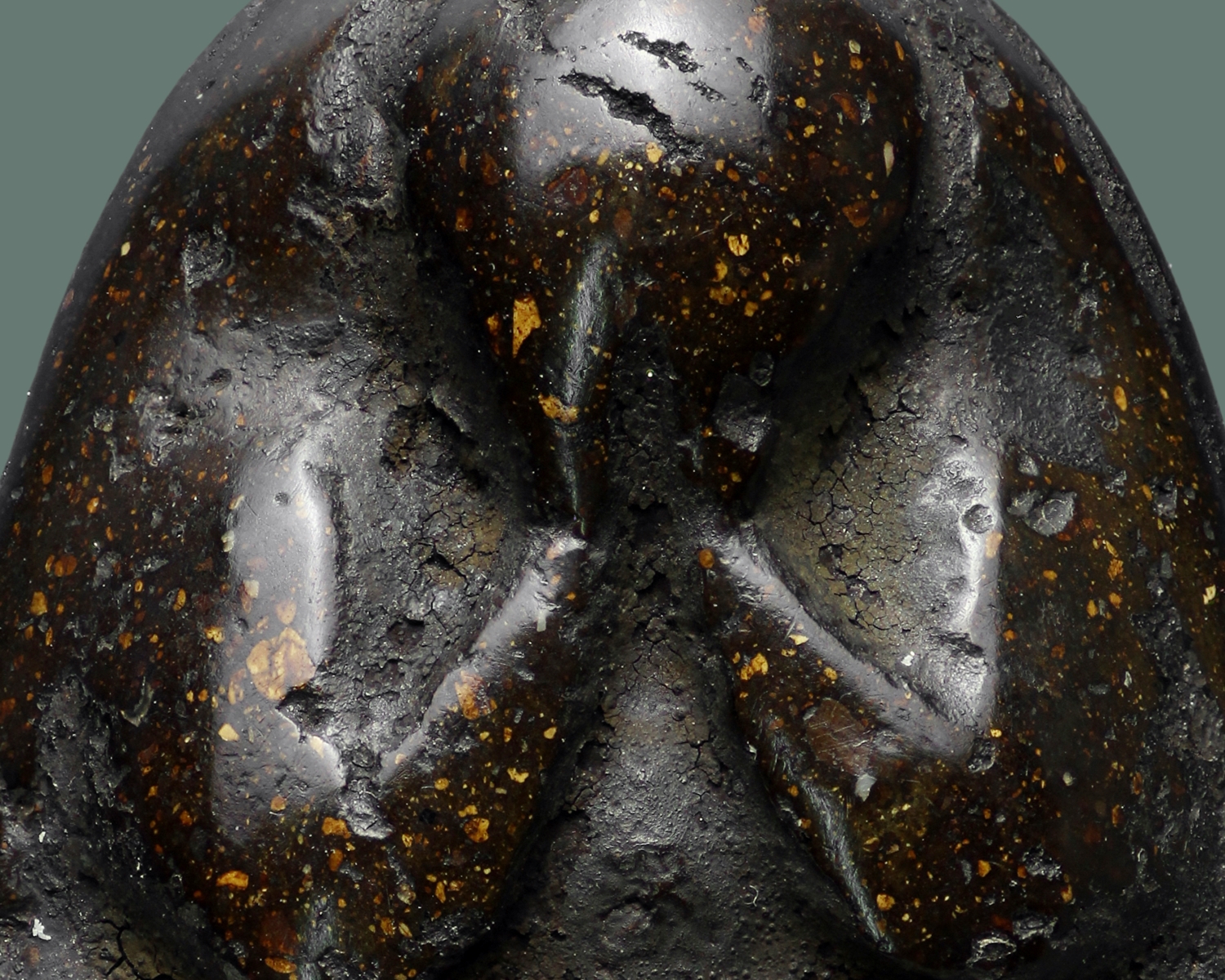 พระปิดตาหลวงพ่อแก้ว พิมพ์ใหญ่หลังแบบ วัดเครือวัลย์ จ.ชลบุรี (โชว์พระ)