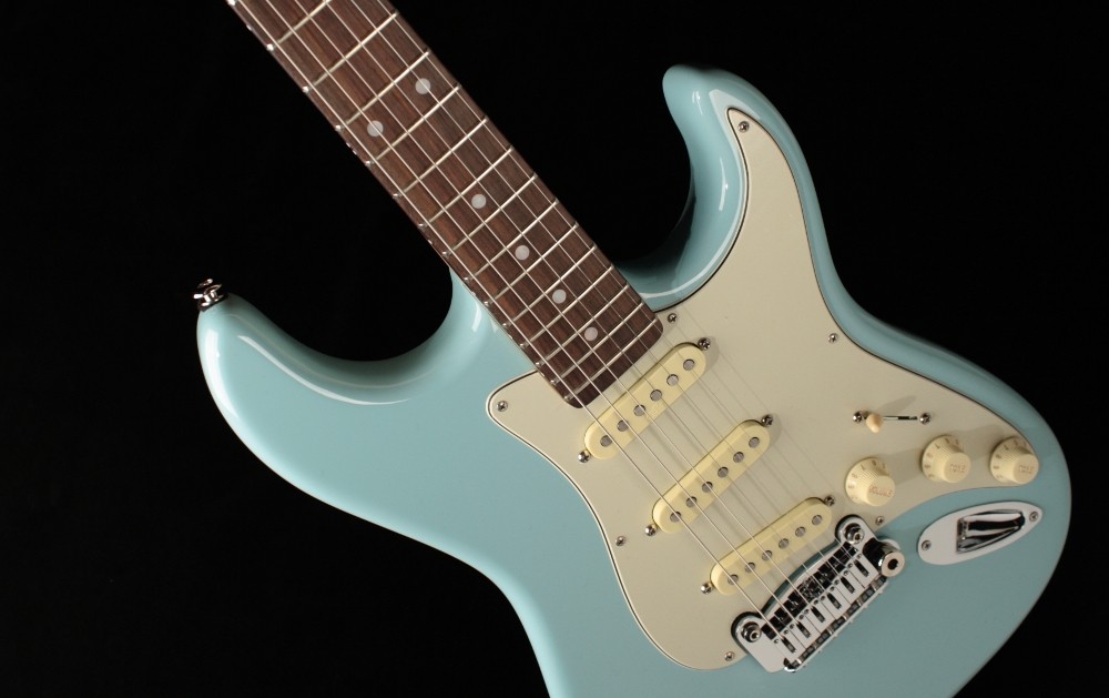 G&L Nitro Thin Series - Legacy - Sonic Blue CLF60631