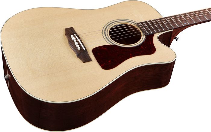 Guild D-40CE Standard Cutaway Acoustic-Electric Guitar Natural