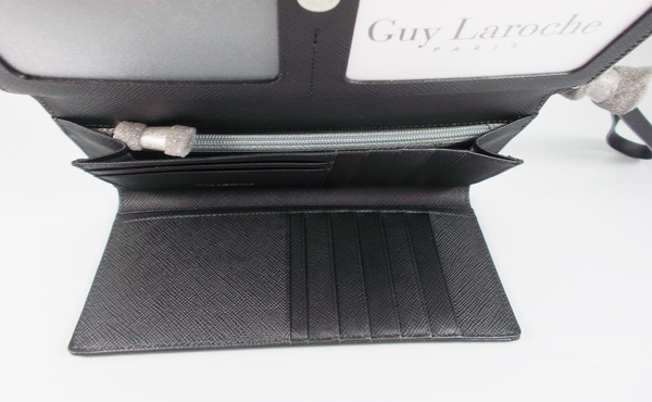กระเป่าสตางค์ Guy Laroche ดำ ใหม่ แท้