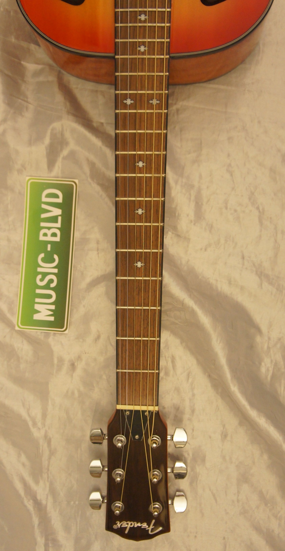 Fender FR-50 Resonator Guitar Sunburst