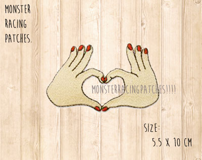 ตัวรีดติดเสื้อน่ารักๆ อาร์มรีดติดเสื้อ ลายการ์ตูน รีดติดเสื้อยีนส์ มือ