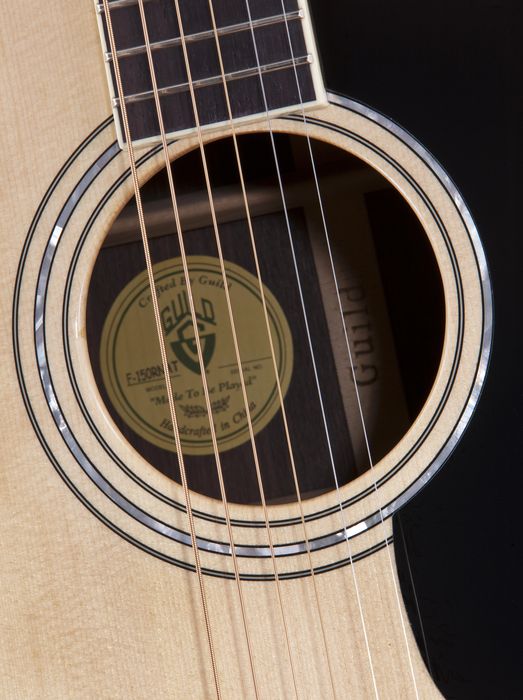 Guild GAD Series F-150R Jumbo Acoustic Guitar Natural