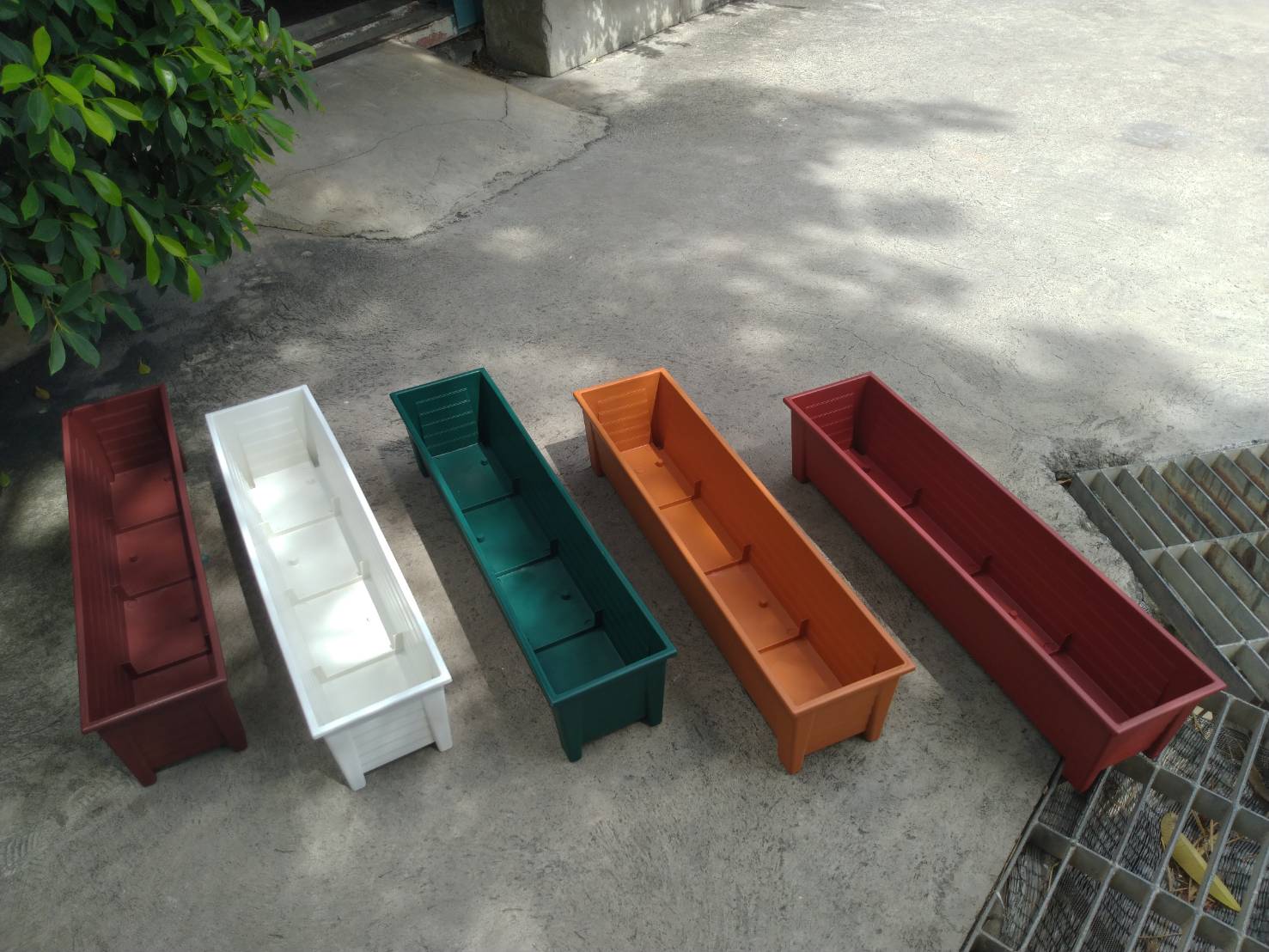 กระถางยาว กระถางปลูกต้นไม้ แบบยาว 1 ใบ (เลือกสีได้)