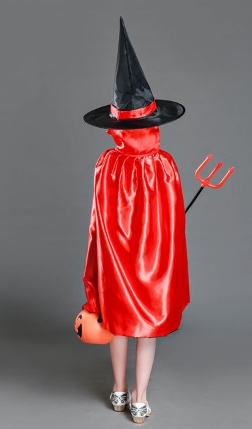ชุดฮาโลวีน พ่อมด แม่มด มีผ้าคลุม+หมวก+ไม้สามง่าม ใส่ได้ 2 ด้าน สีดำและสีแดง ยาว 68 ซม (ไม่รวมตะกร้าฟักทอง)