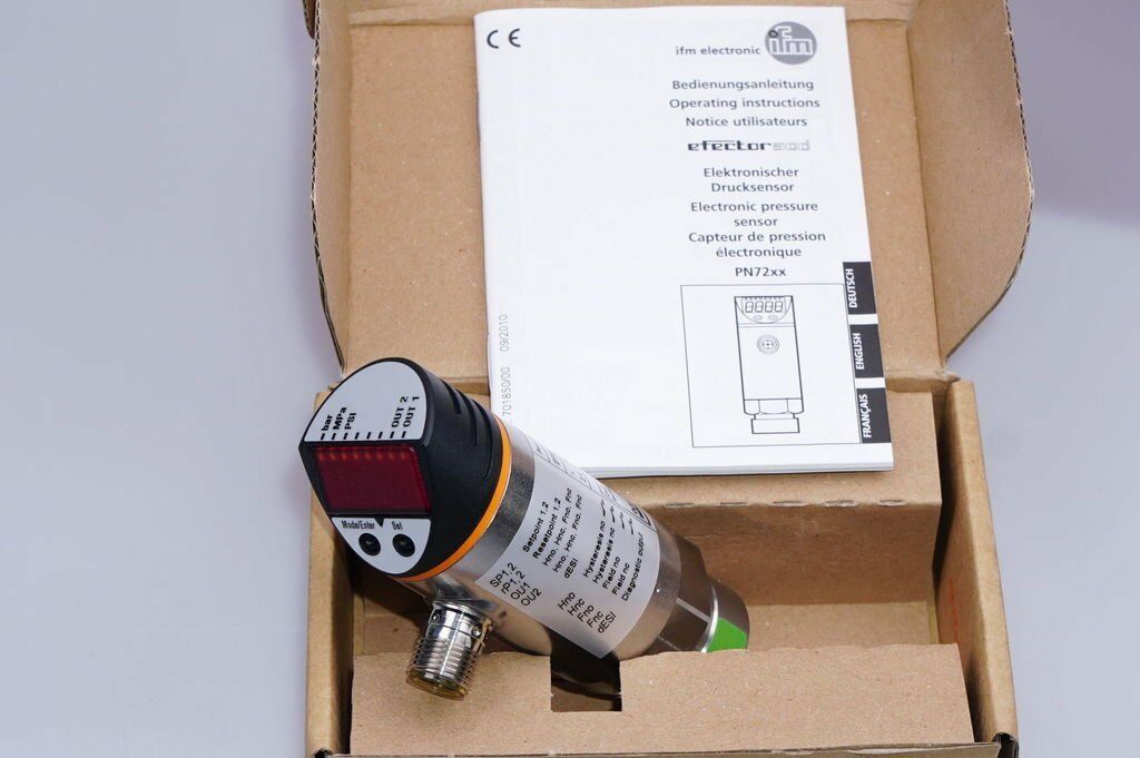 PN7202 IFM Efector Digital Pressure sensor New In Original Box