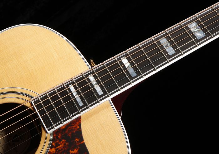 Guild F-50R Jumbo Acoustic Guitar Natural