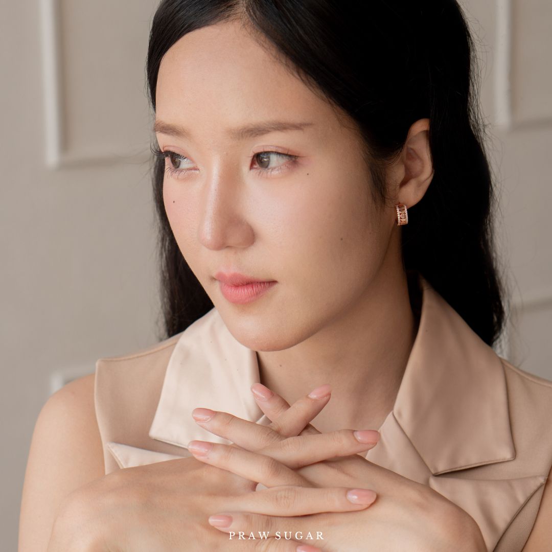 Modern Half Hoop Earrings - ต่างหูครึ่งห่วงสไตล์โมเดิร์น (ก้านต่างหูเงินแท้)