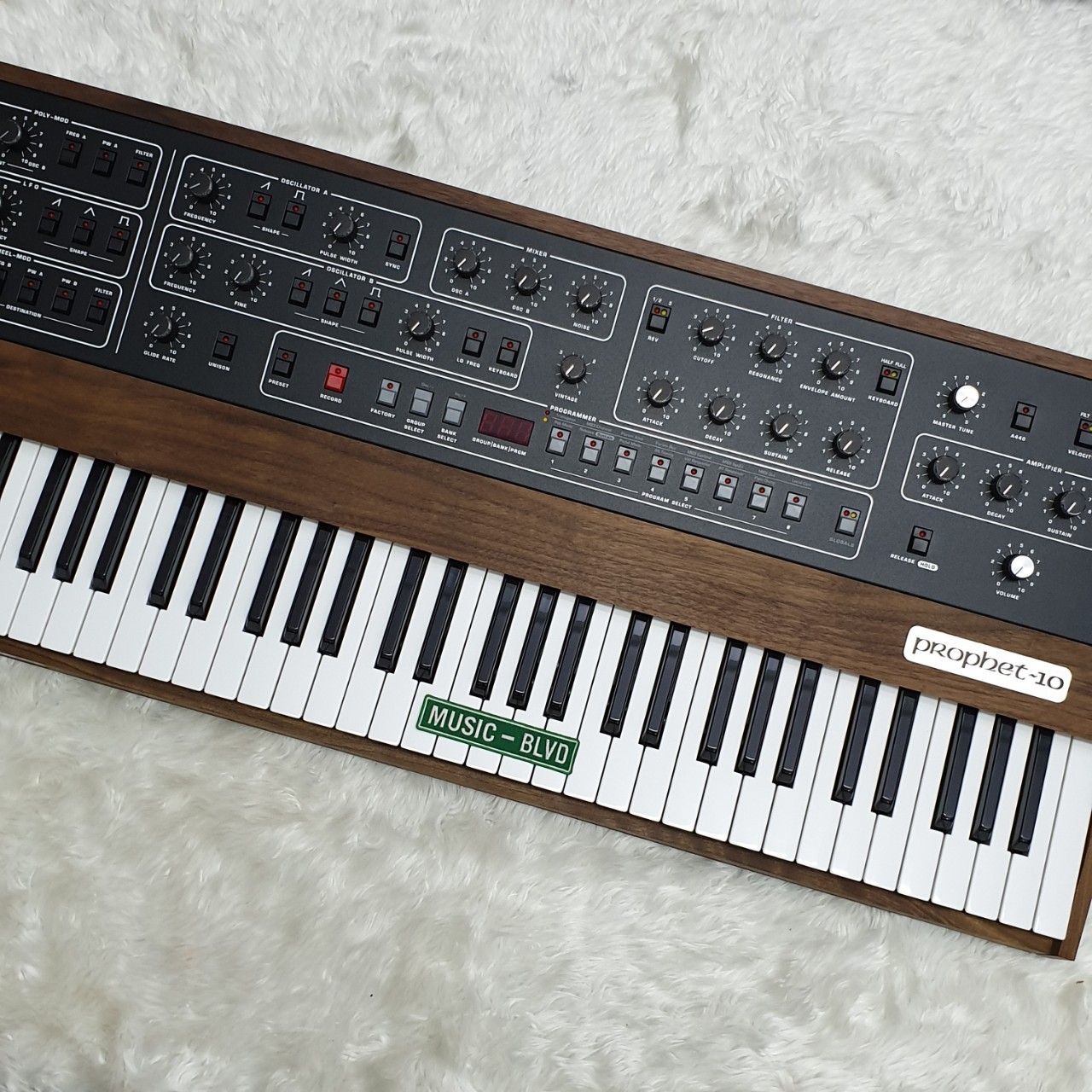 Sequential Prophet-10 10-Voice Polyphonic Analog Synthesizer