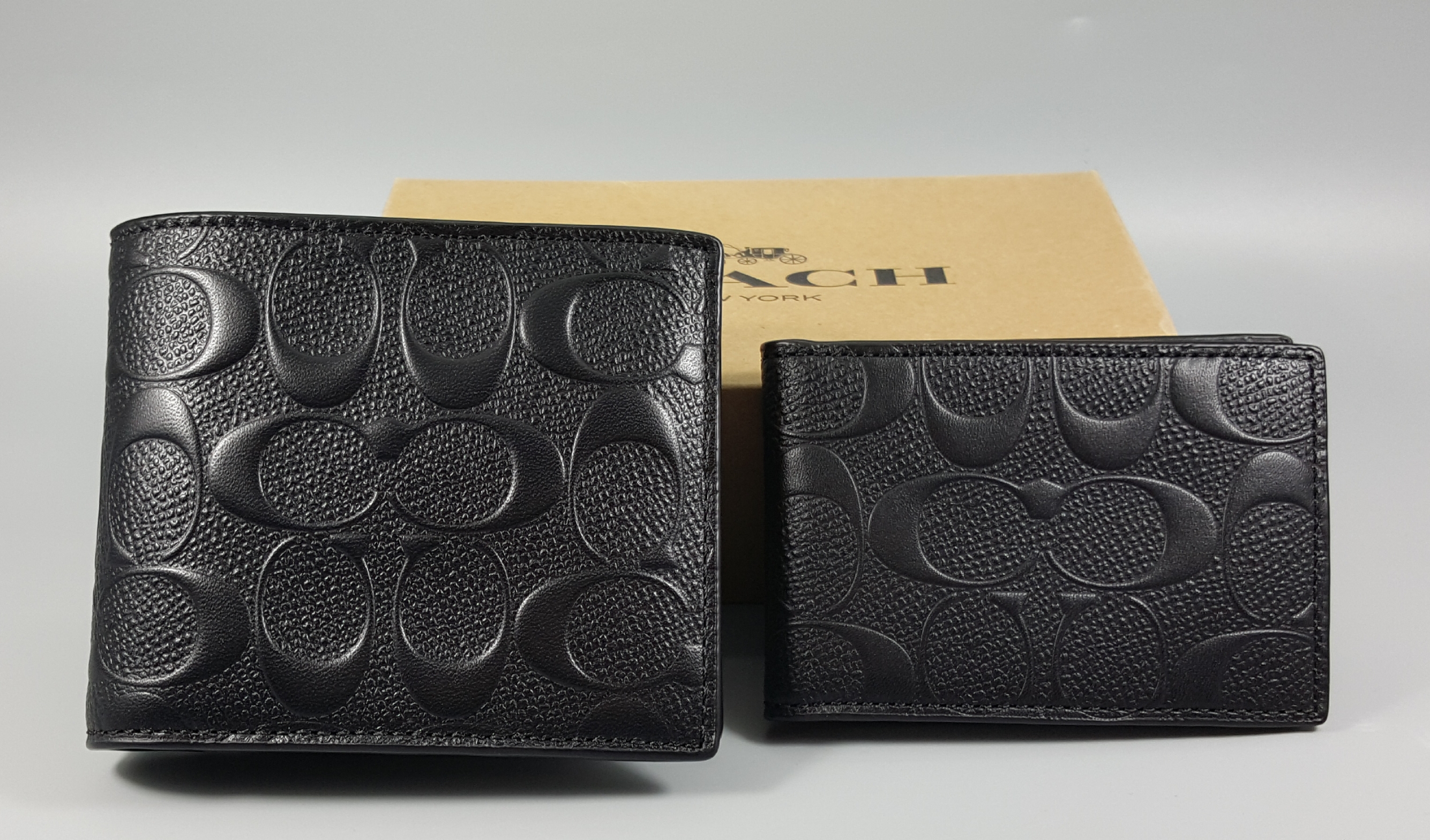 กระเป๋าสตางค์ COACH-NEW YORK ดำ ใหม่ แท้