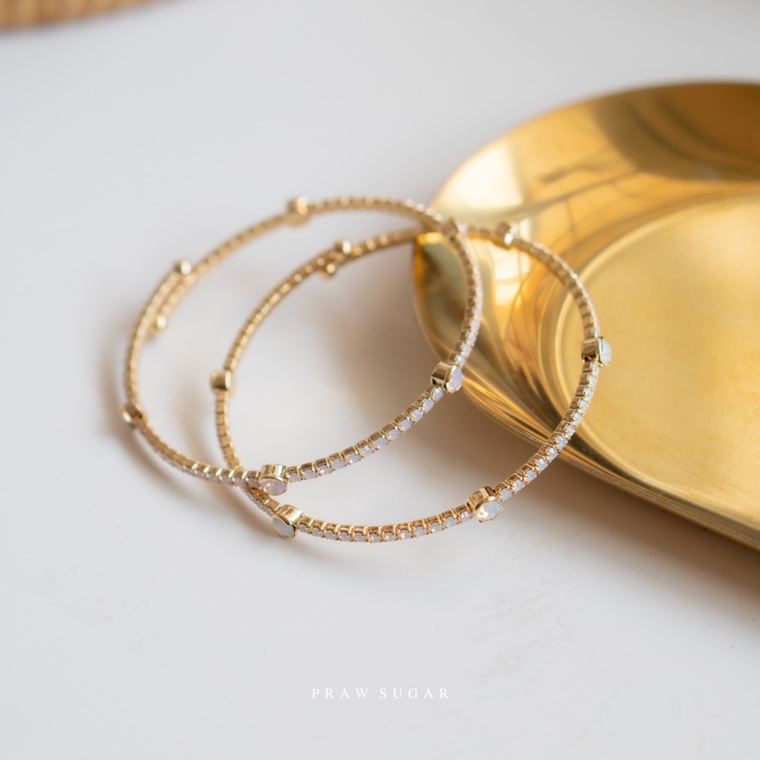 Lovely Mixing Size Pastel Color Bracelet - กำไลคริสตัลสีพาสเทลเม็ดสลับ (มี 5 สี)