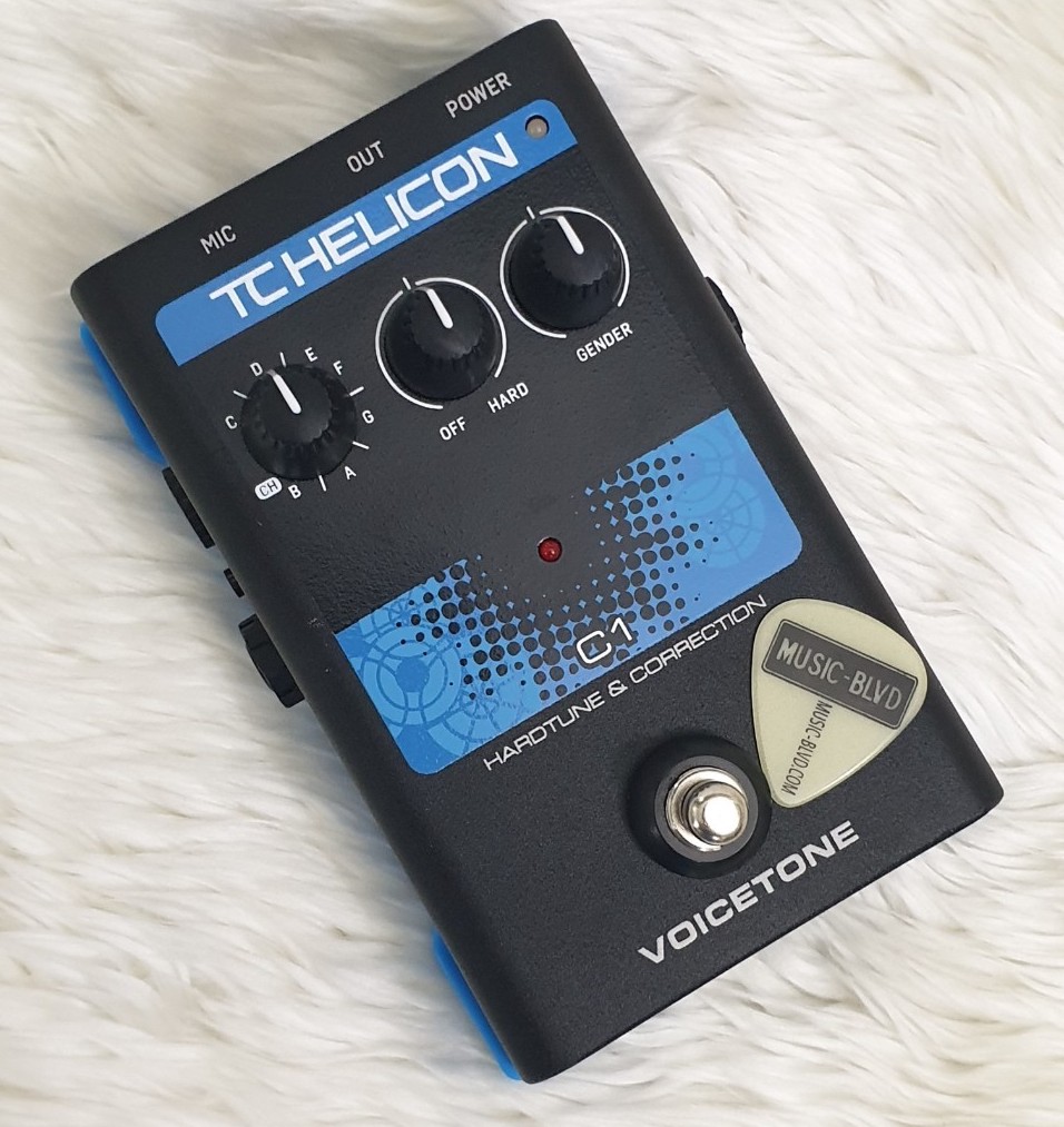 TC-Helicon VoiceTone C1 Hardtune and Pitch Correction Pedal
