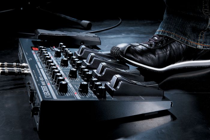 Boss ME-80 Guitar Multi-Effects Pedal