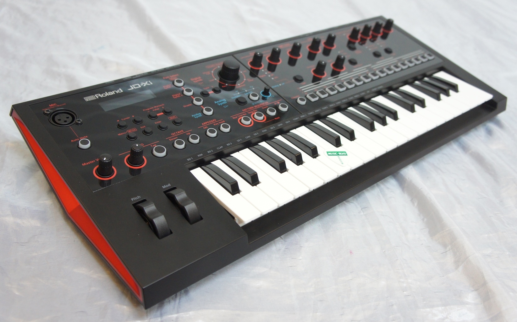 Roland JD-Xi Synthesizer