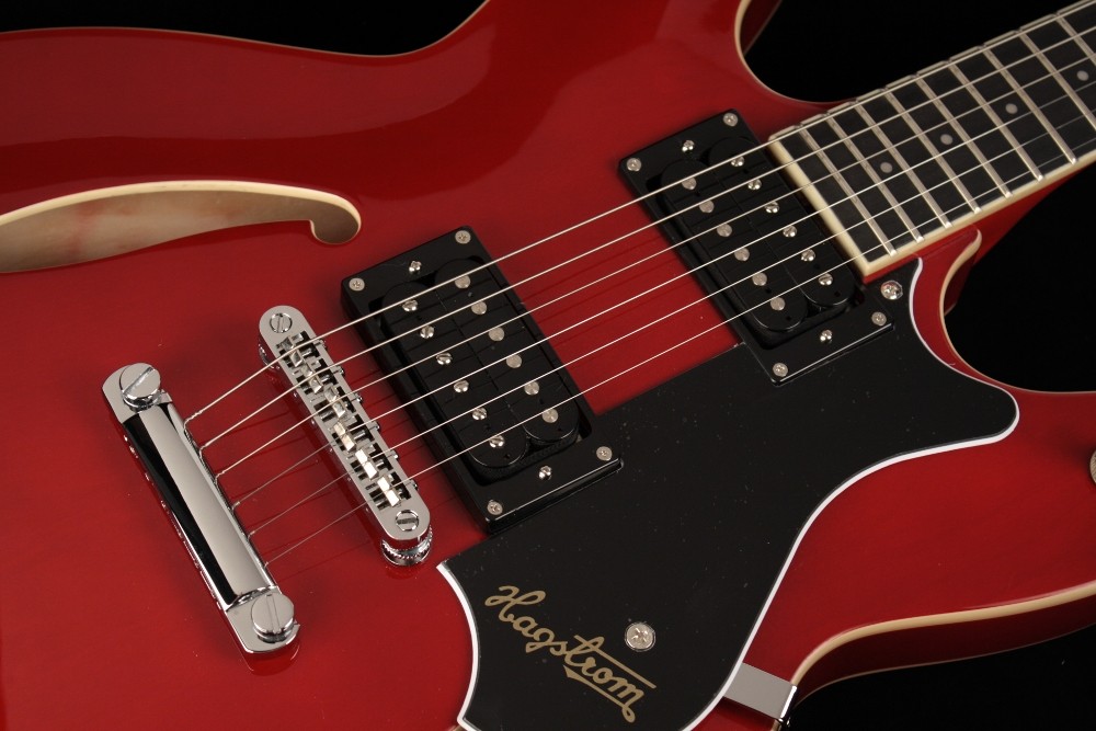 Hagstrom Viking II - Wild Cherry Transparent