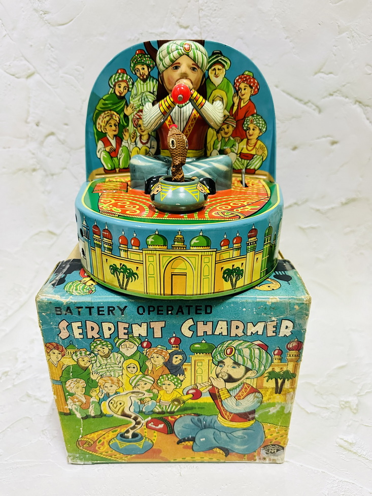50s Masudaya Serpent Charmer Tin Toy