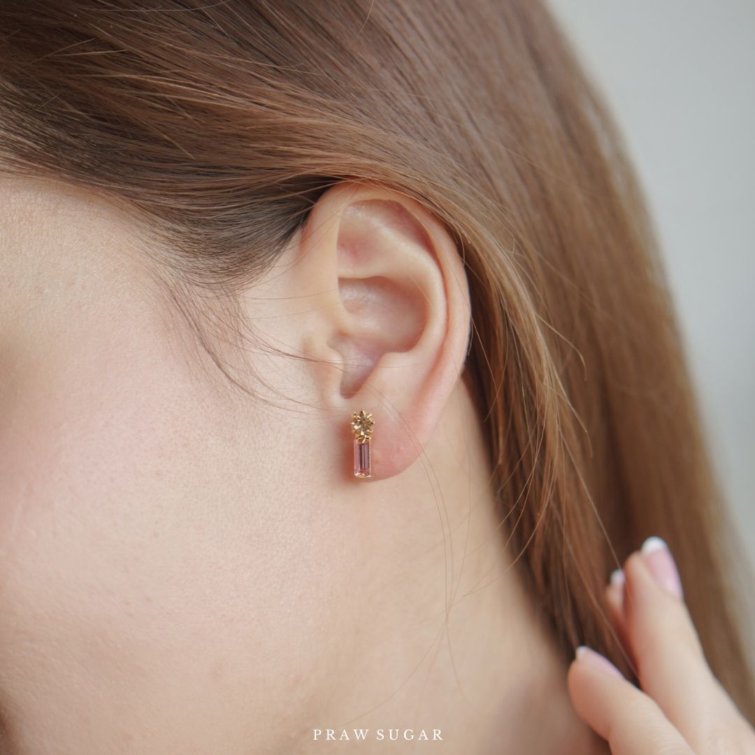 Mini Joyful Vertical Earrings - ต่างหูคริสตัลมินิทรงแนวตั้ง (ก้านต่างหูเงินแท้)
