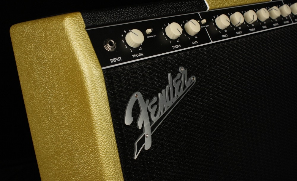 Fender Super-Sonic 22 V-Custom Limited
