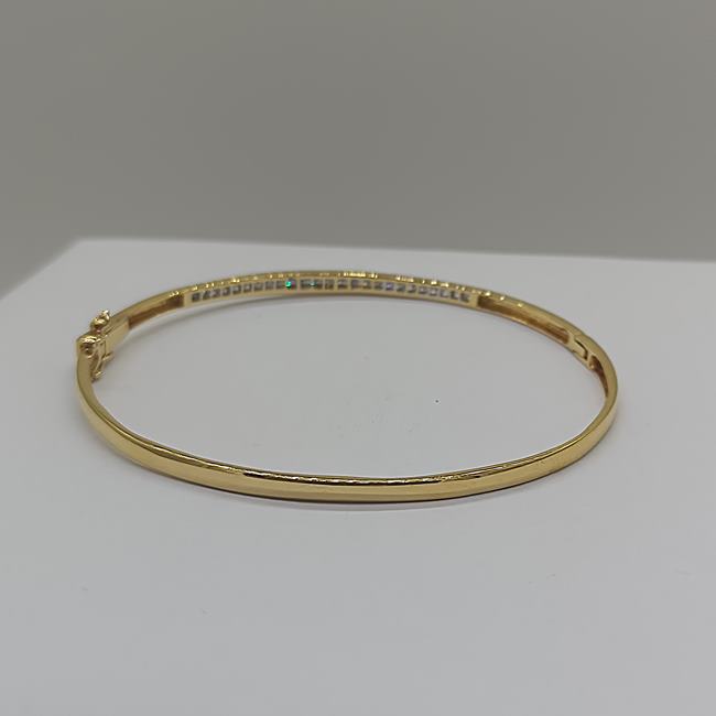 กำไลเพชร น้ำ98 ไซส์ 3ตัง ตัวเรือนทอง18K สำหรับสุภาพสตรีครับ