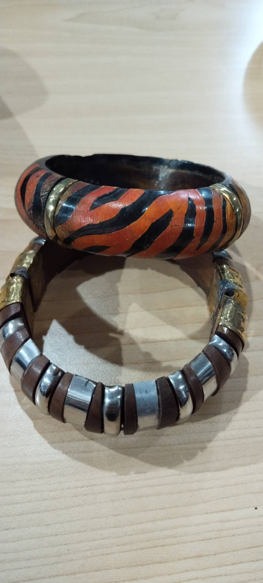 กำไลแขนงานไม้ คละแบบคละลาย ราคาส่ง