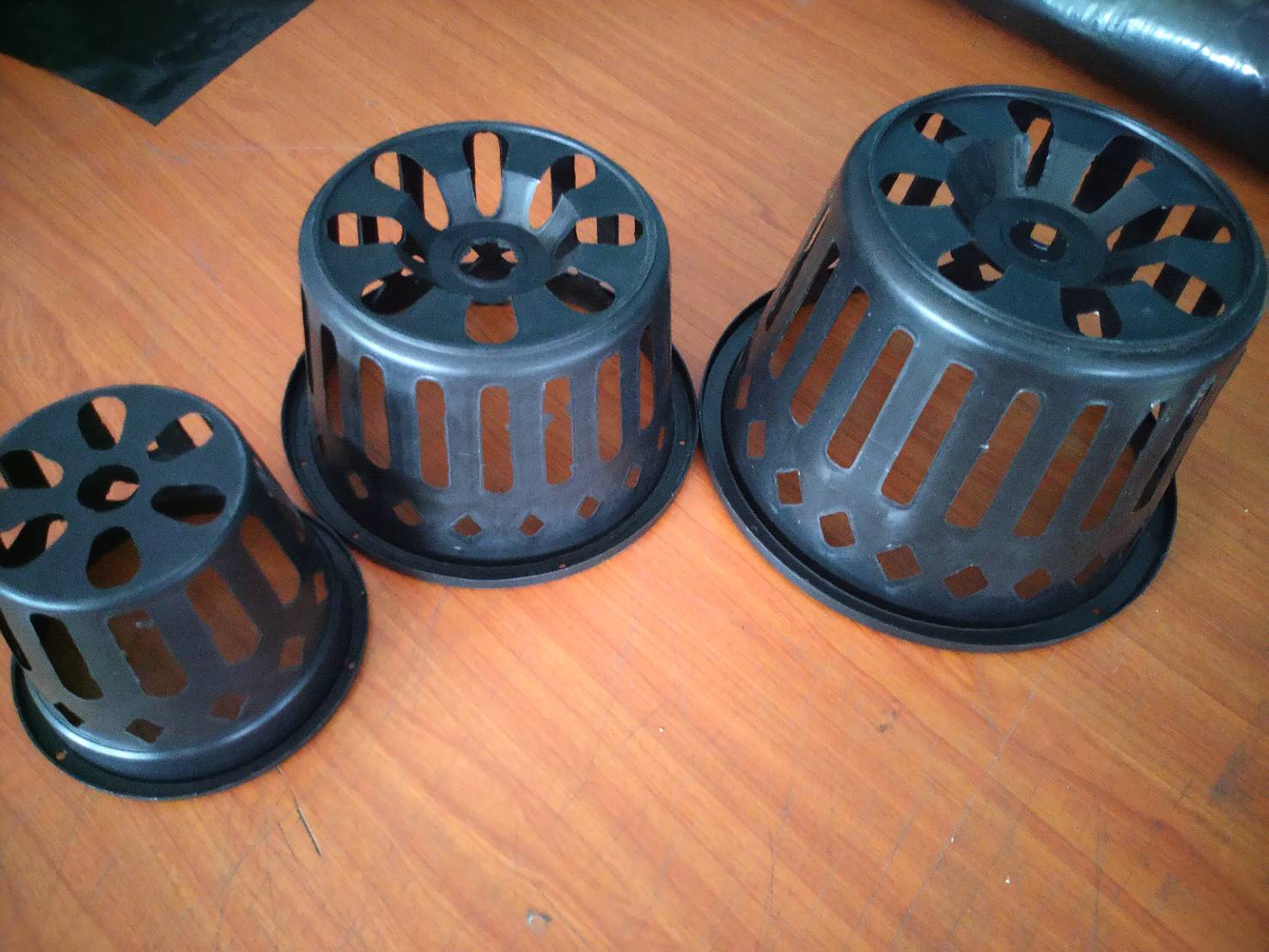 กระถางกล้วยไม้ 8 นิ้ว