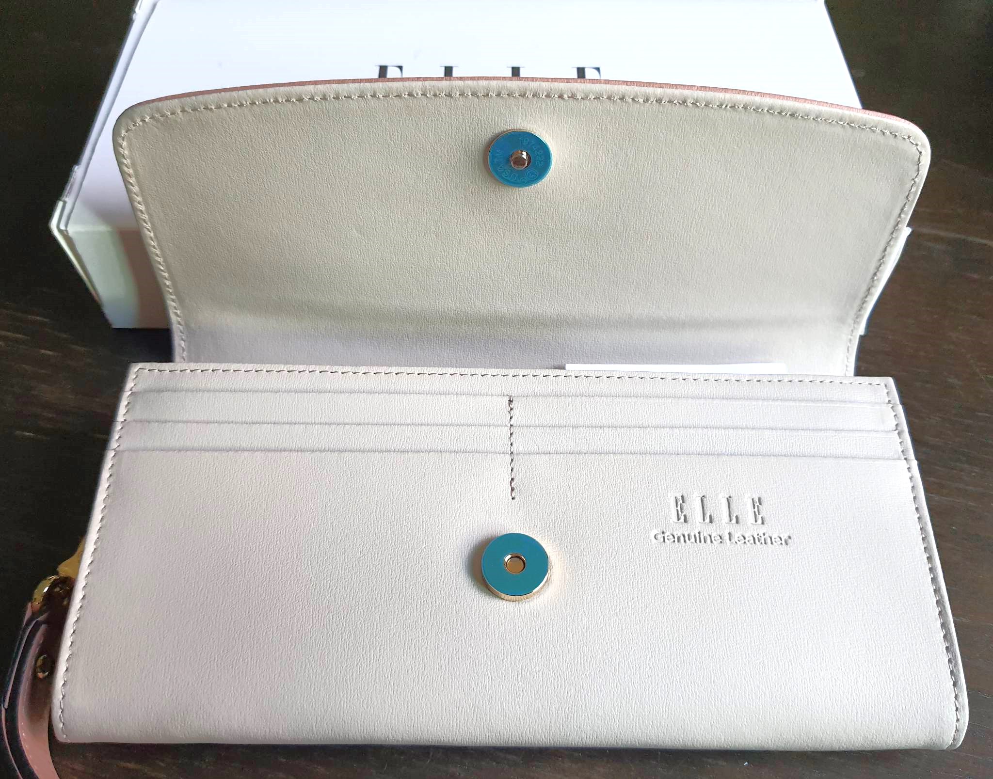 กระเป๋าสตางค์ ELLE เบจ 2 พับ มีหูคล้องมือ ใหม่ แท้