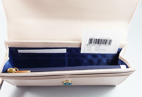 กระเป๋าสตางค์ ELLE เบจทูโทน มีหู ใหม่ แท้