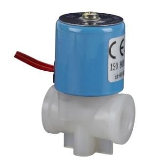 Solenoid Valve Plastic 1/4"(2 หุน) 24 VDC (NC) เกลียวใน