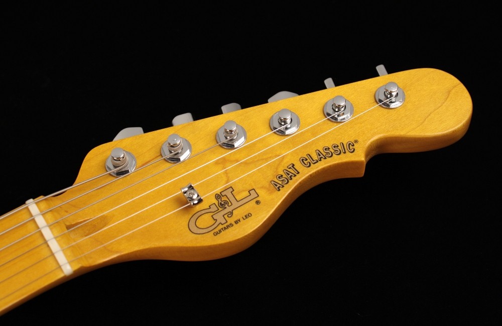 G&L ASAT Classic S - Lake Placid Blue - CLF064003