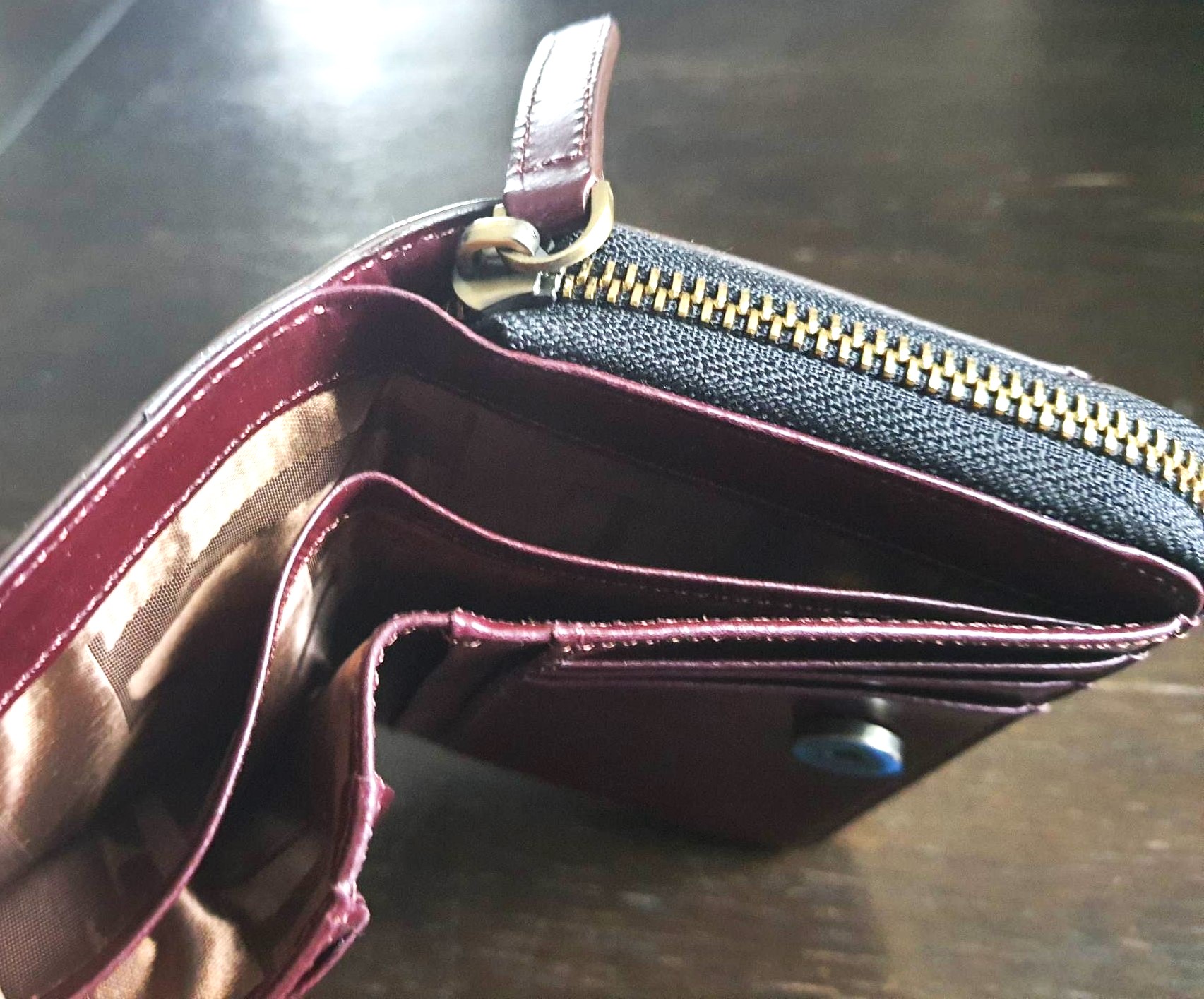 กระเป๋าสตางค์ ELLE เปลือกมังคุด ใหม่ แท้